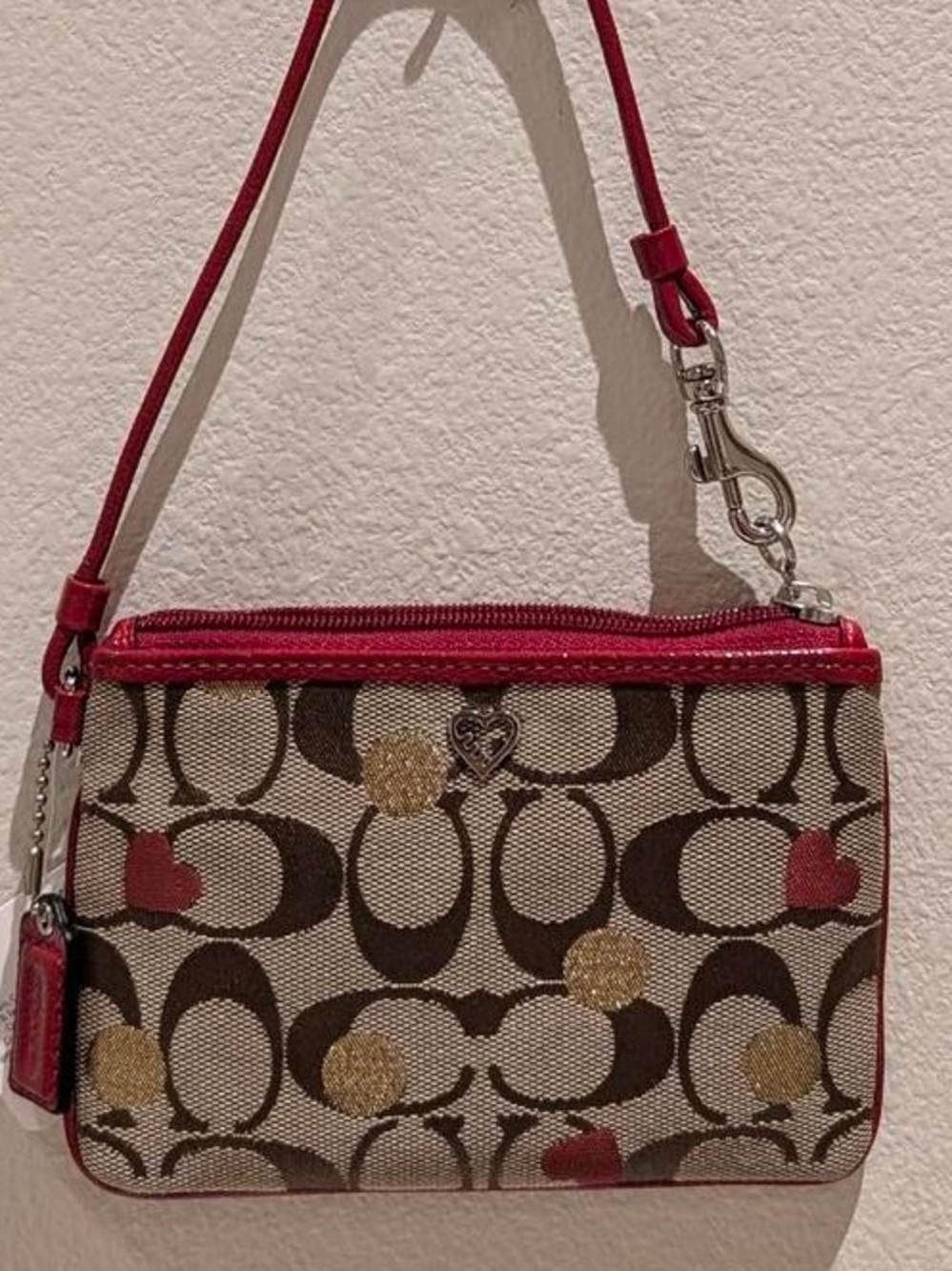 🍒COACH Purse Y2k Poppy Red Heart
Signature Lurex Wristlet🍒 - Picture 12 of 16